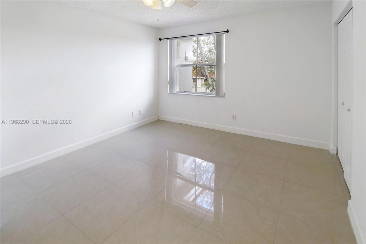 13212 NW 8th St, Pembroke Pines, FL 33028 Photo