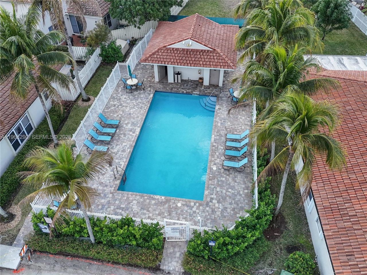 13212 NW 8th St, Pembroke Pines, FL 33028 Photo