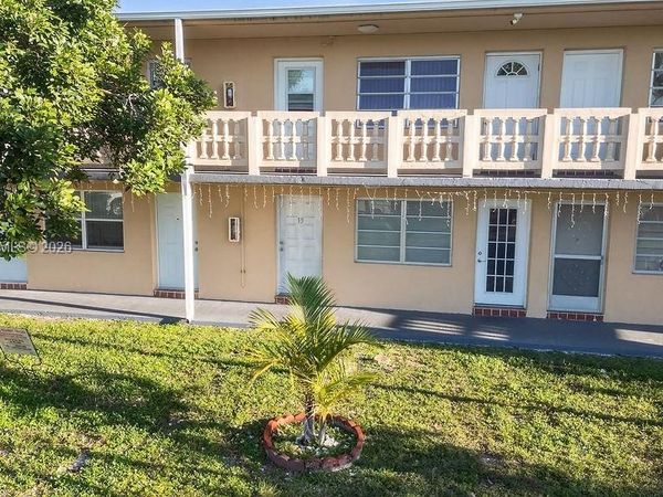 20311 NE 2nd Ave , Unit 15, Miami, FL 33179