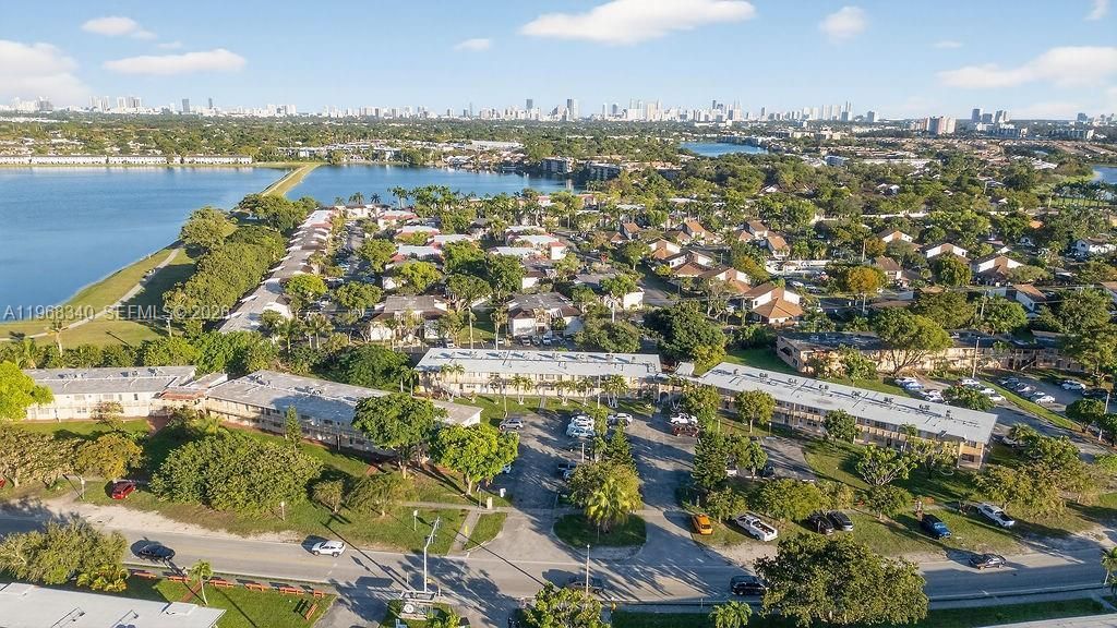 20311 NE 2nd Ave , Unit 15, Miami, FL 33179 Photo