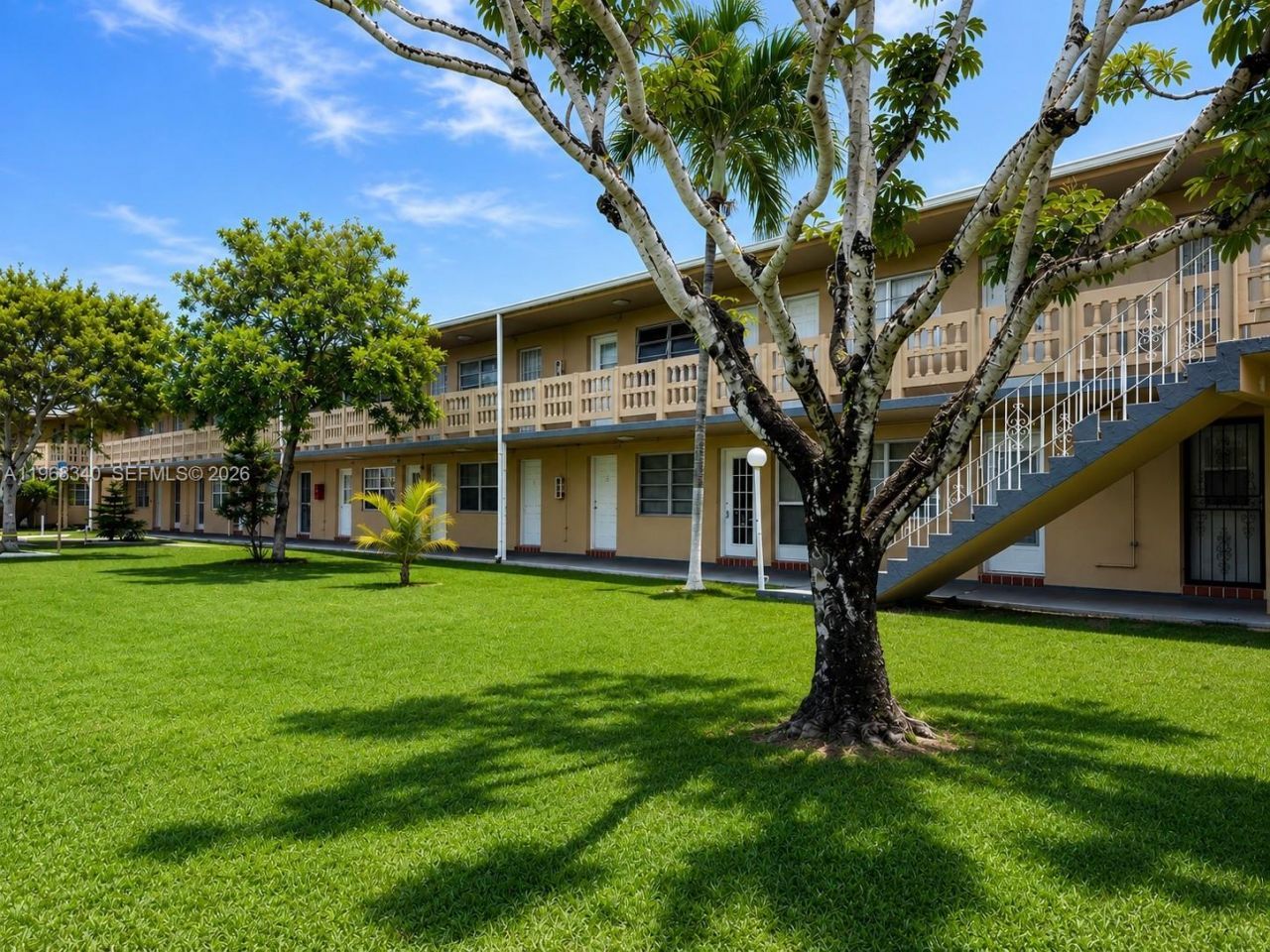 20311 NE 2nd Ave, Unit 15, Miami, FL 33179 Photo