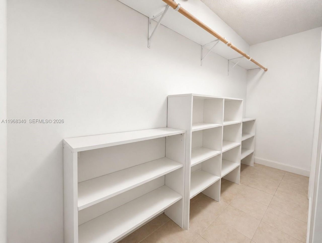 20311 NE 2nd Ave, Unit 15, Miami, FL 33179 Photo