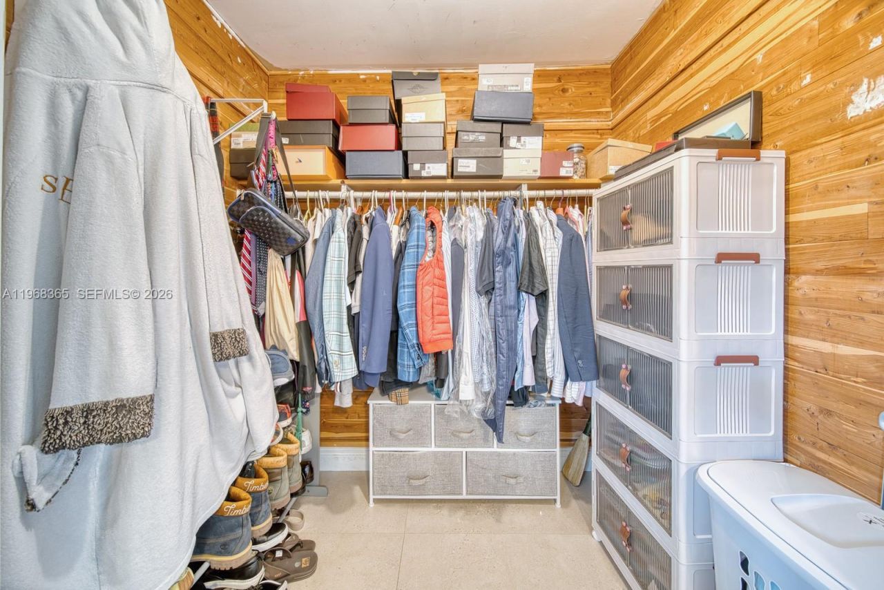 8245 SW 149th Dr, Palmetto Bay, FL 33158 Photo