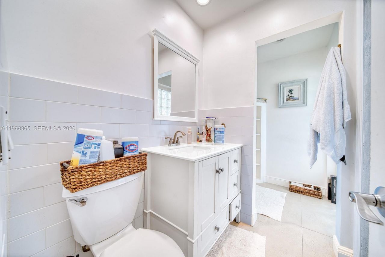 8245 SW 149th Dr, Palmetto Bay, FL 33158 Photo