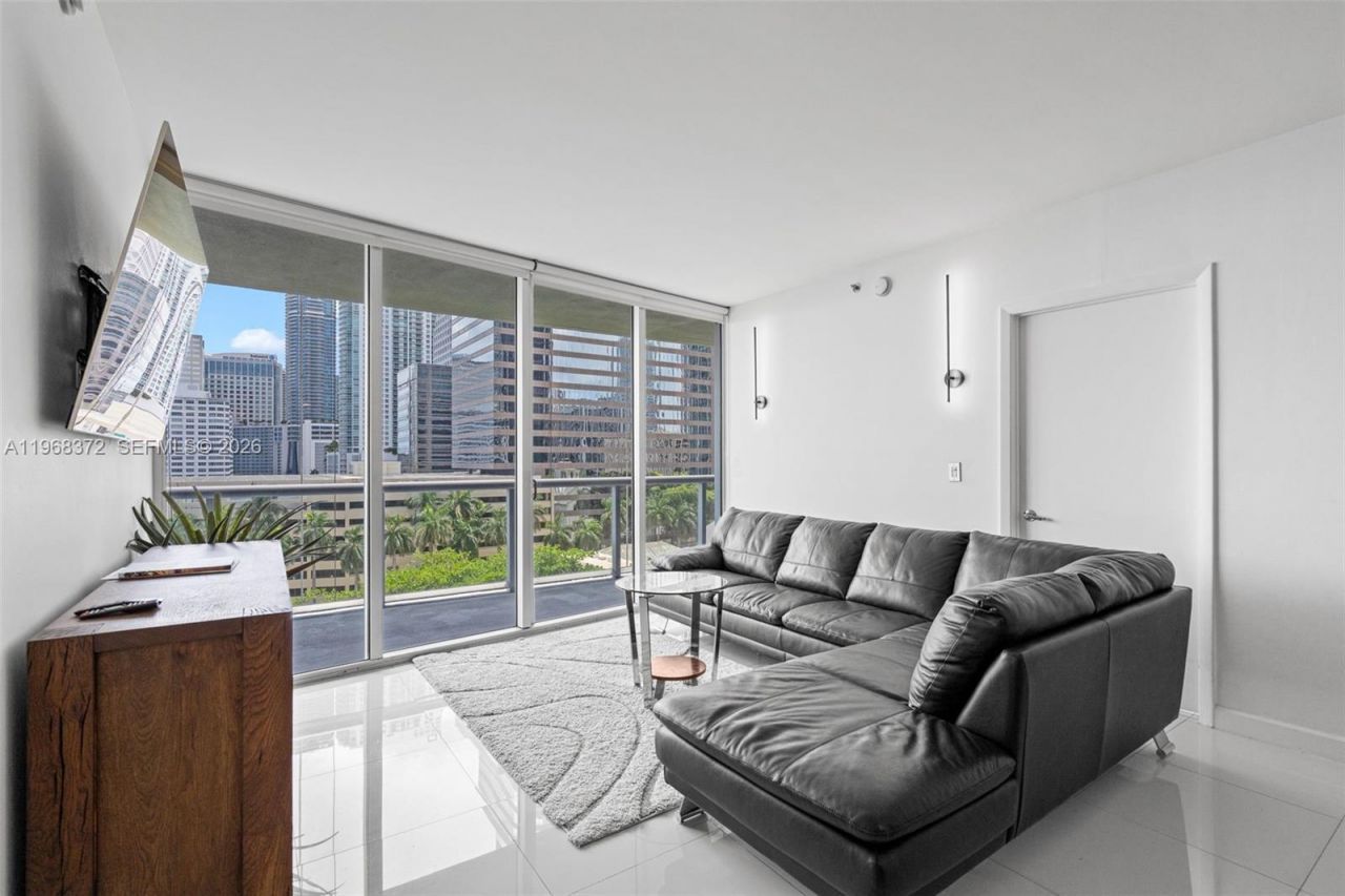 495 Brickell Ave, Unit 905, Miami, FL 33131 Photo