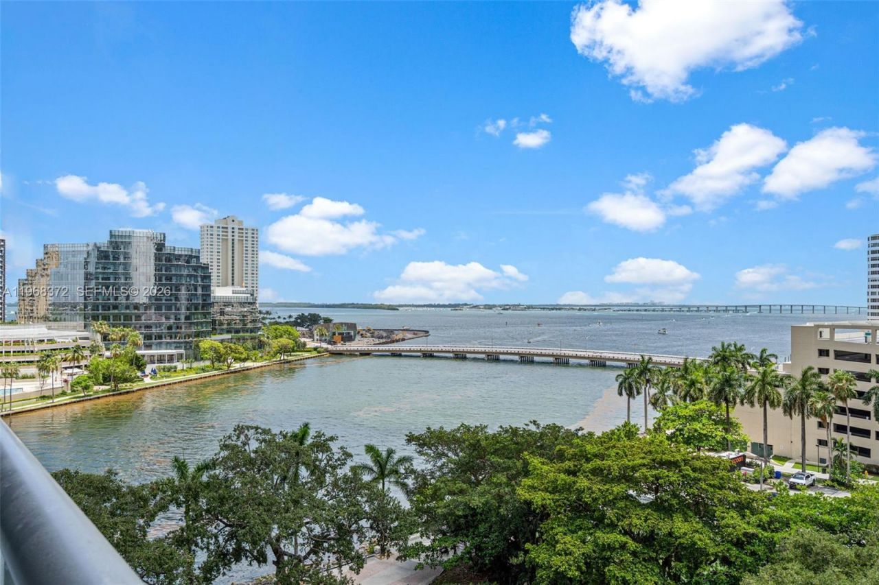 495 Brickell Ave, Unit 905, Miami, FL 33131 Photo