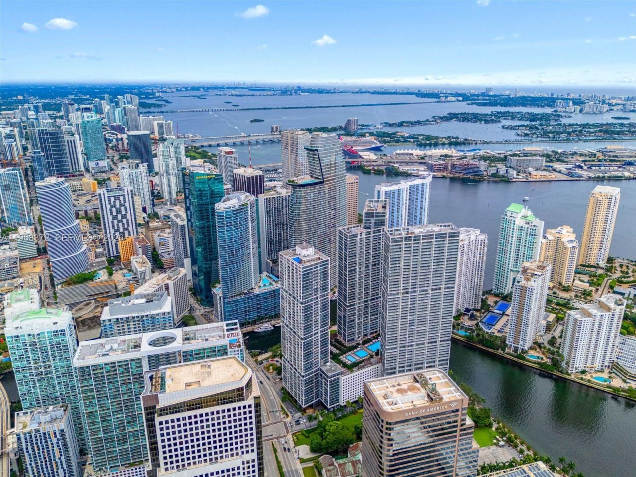 495 Brickell Ave, Unit 905, Miami, FL 33131 Photo