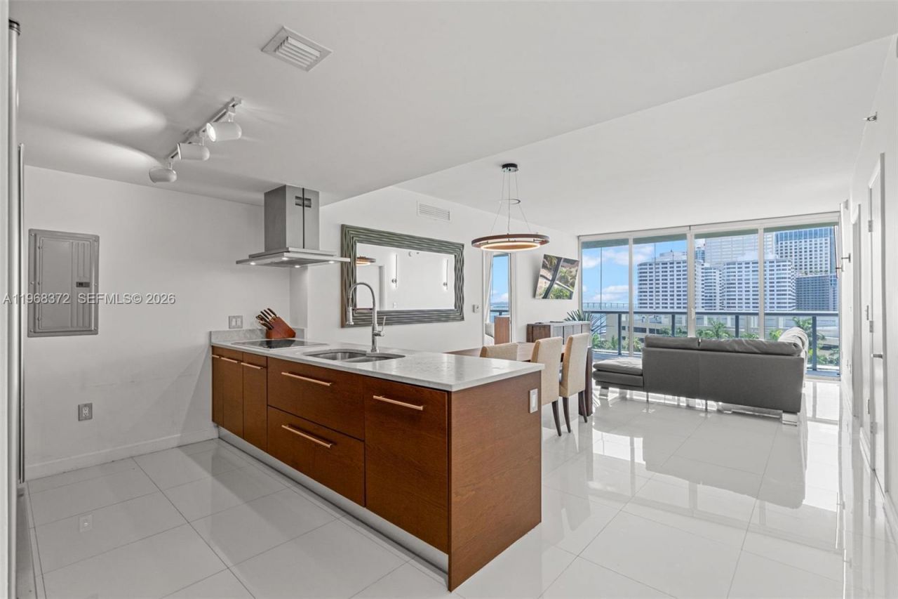 495 Brickell Ave, Unit 905, Miami, FL 33131 Photo