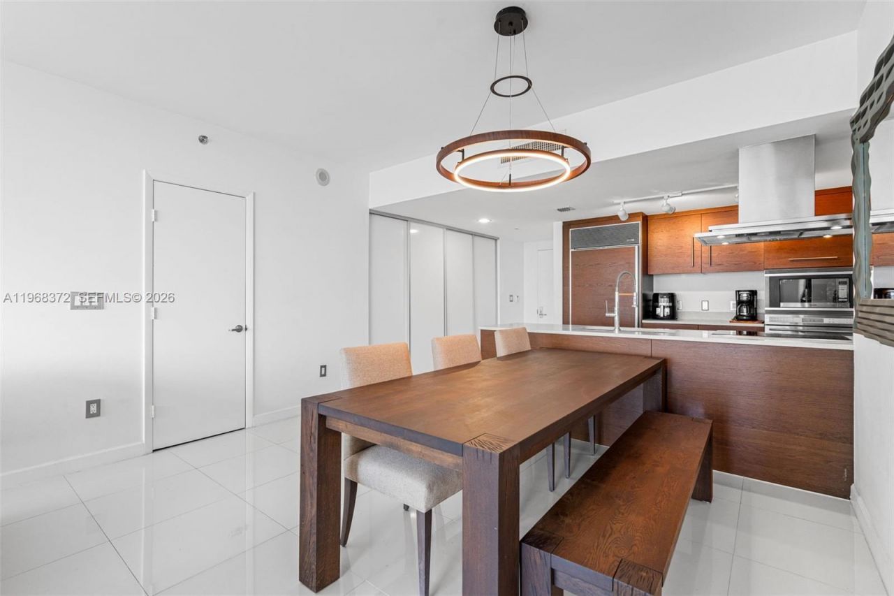 495 Brickell Ave, Unit 905, Miami, FL 33131 Photo