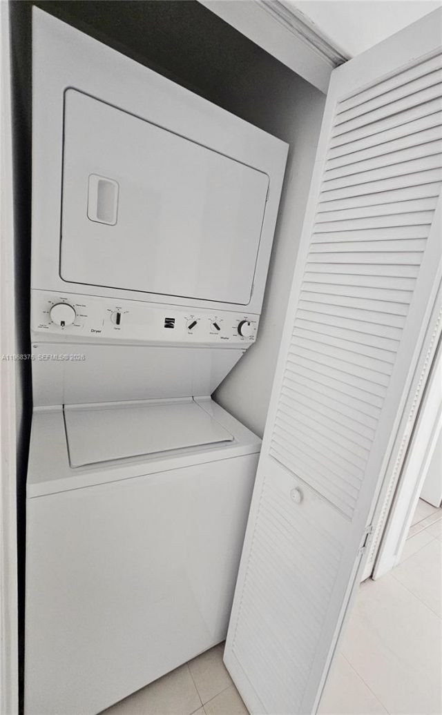 2020 Prairie Ave, Unit 502, Miami Beach, FL 33139 Photo