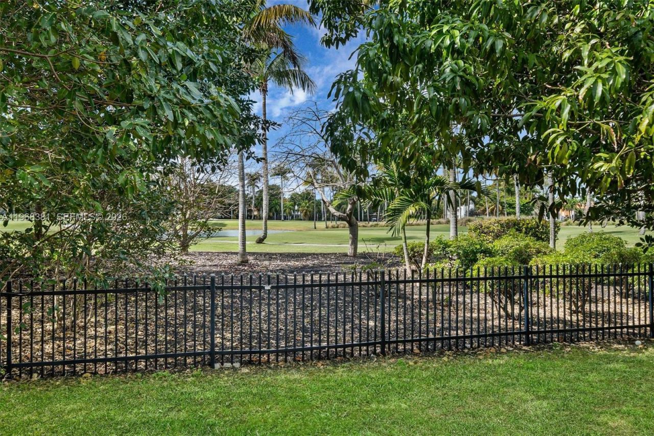 5220 La Gorce Dr , Miami Beach, FL 33140 Photo