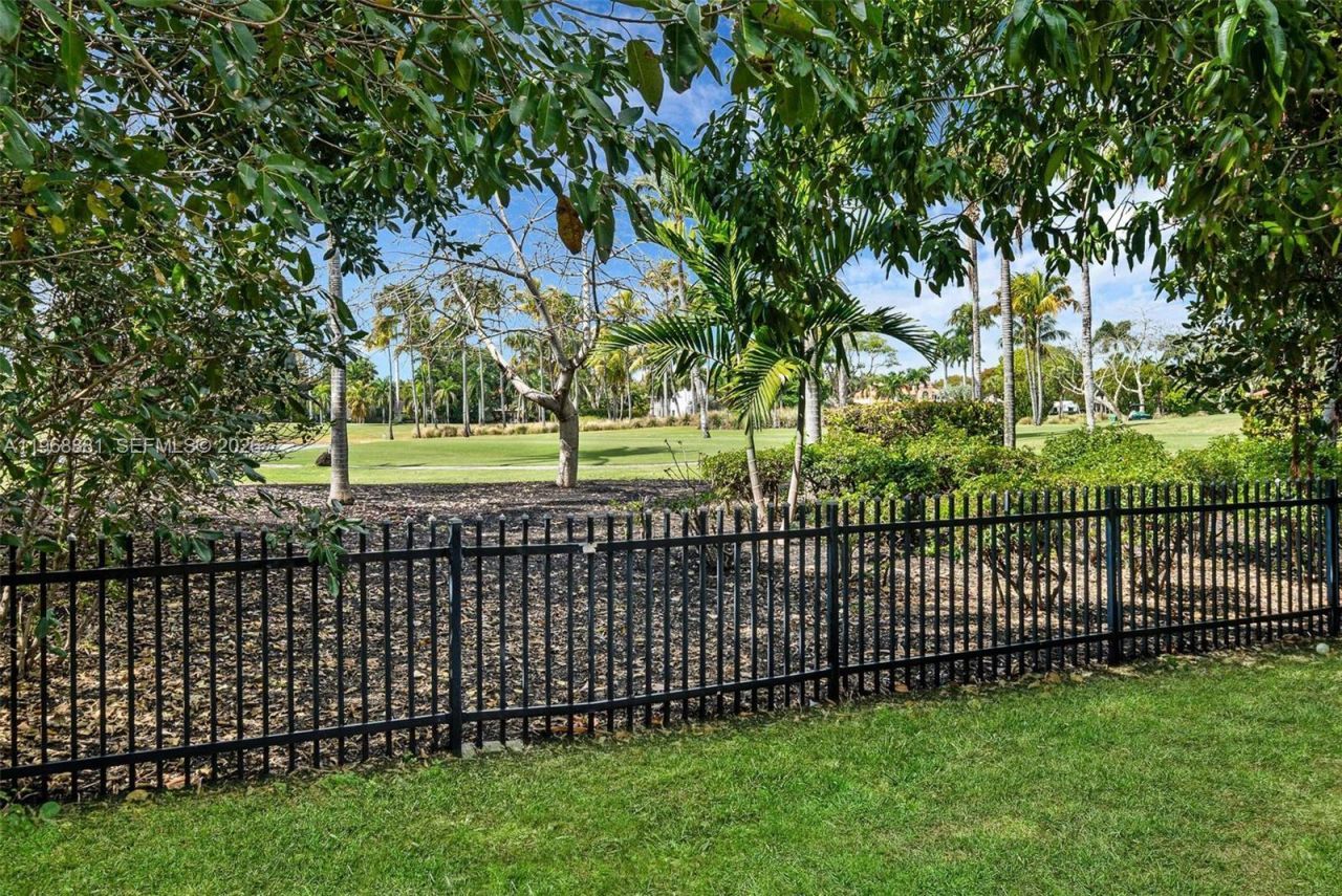 5220 La Gorce Dr , Miami Beach, FL 33140 Photo