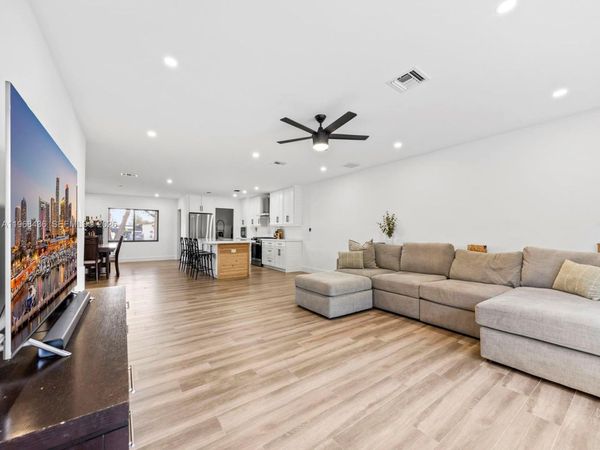 10415 SW 200th St , Cutler Bay, FL 33157