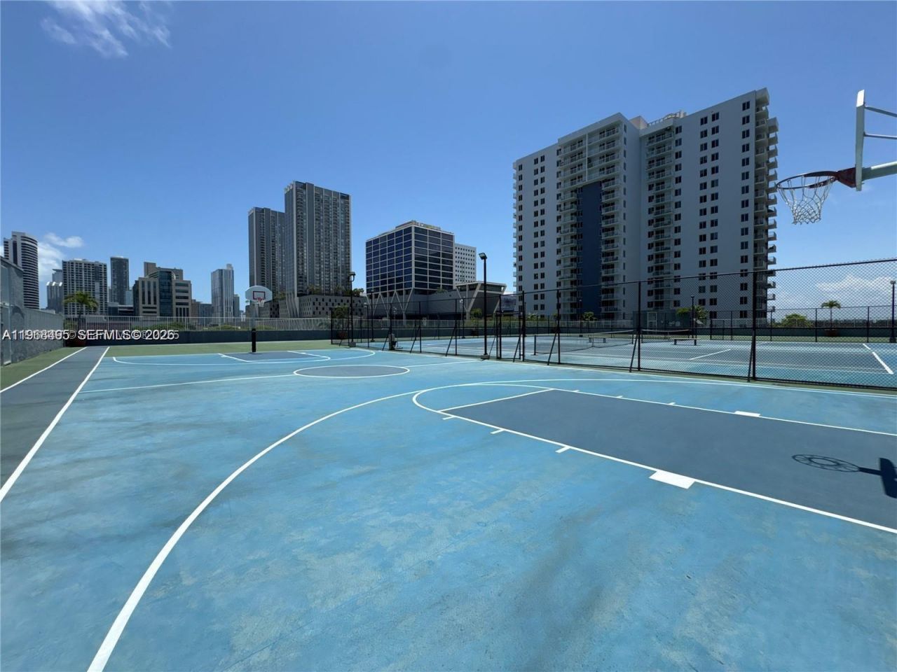 850 N Miami Ave, Unit W-2105, Miami, FL 33136 Photo