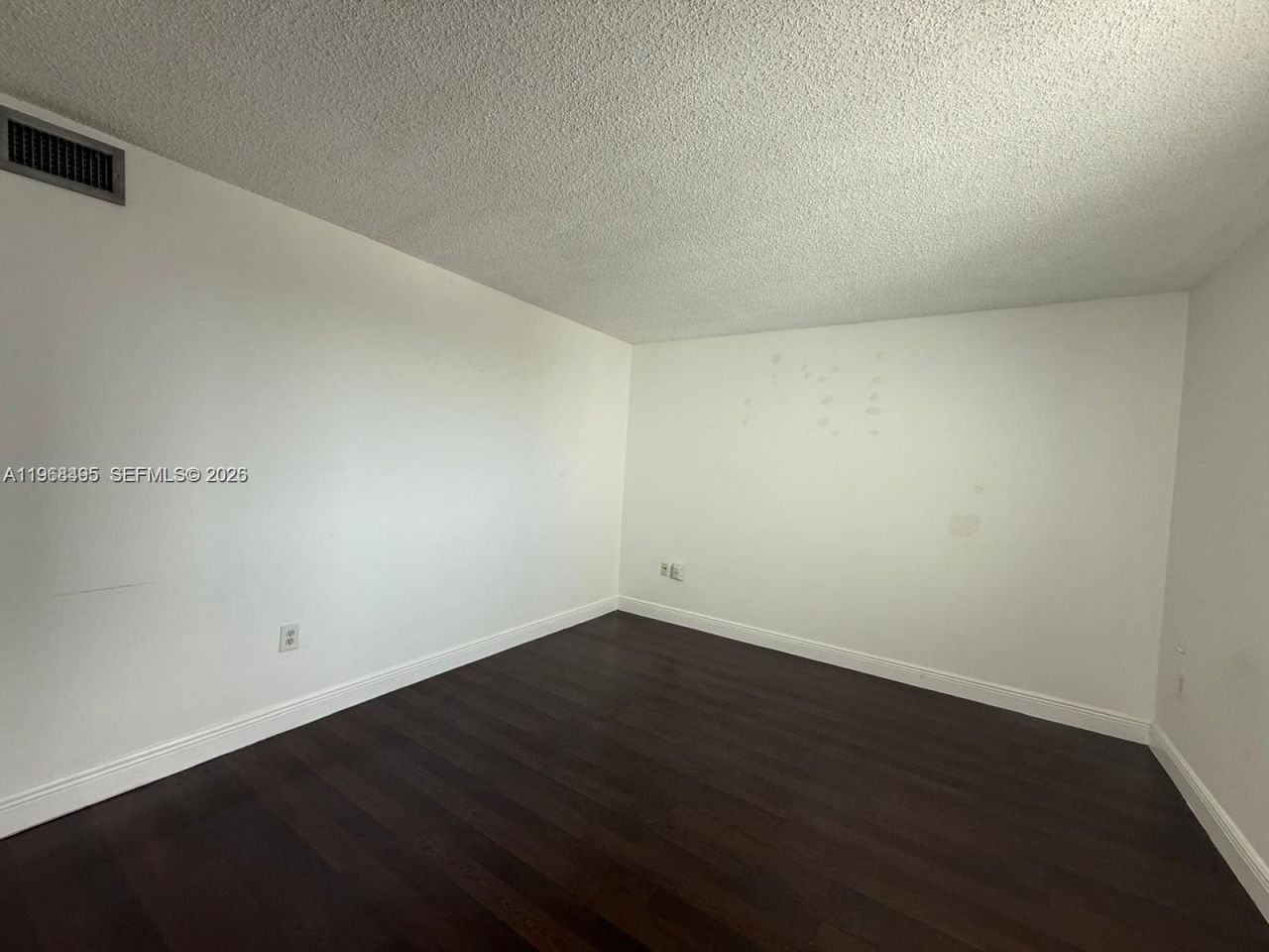 850 N Miami Ave, Unit W-2105, Miami, FL 33136 Photo