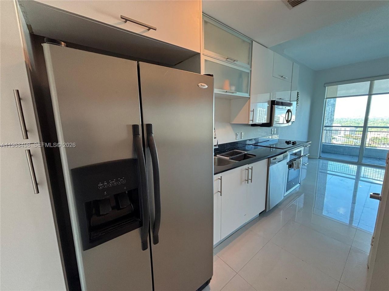 60 SW 13 St, Unit 1415, Miami, FL 33131 Photo