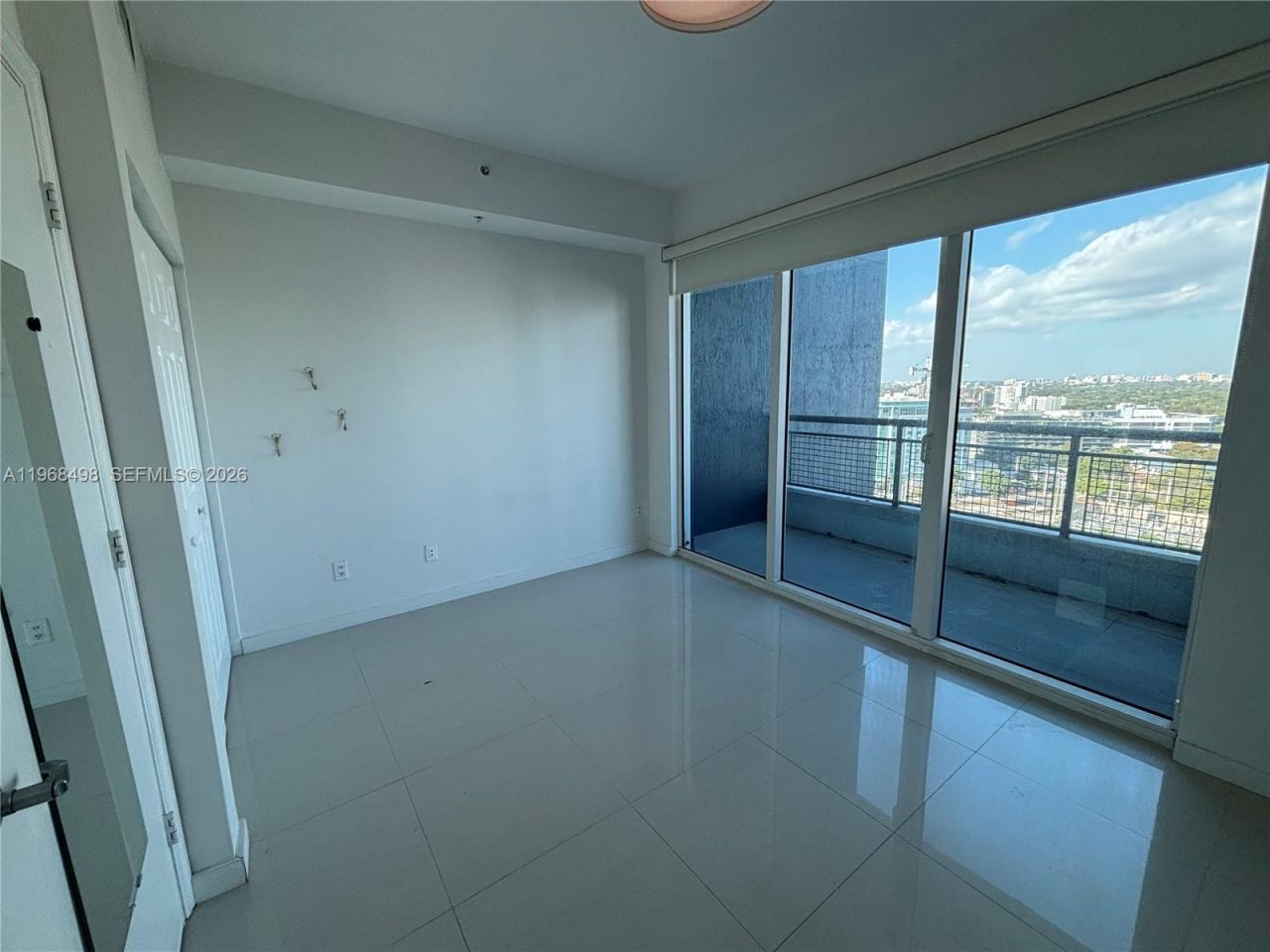 60 SW 13 St, Unit 1415, Miami, FL 33131 Photo