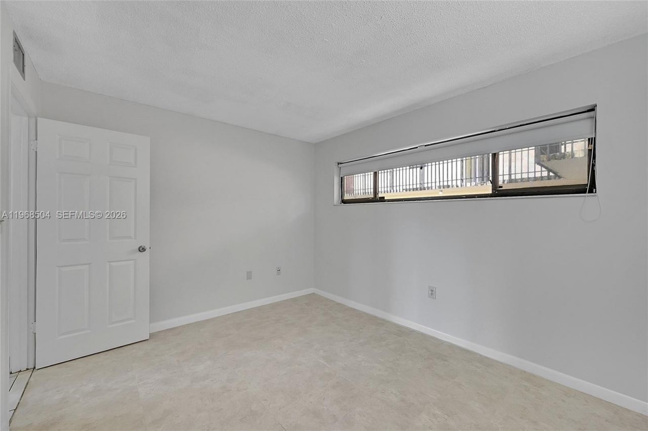 650 NE 149th St , Unit 406A, Miami, FL 33161 Photo