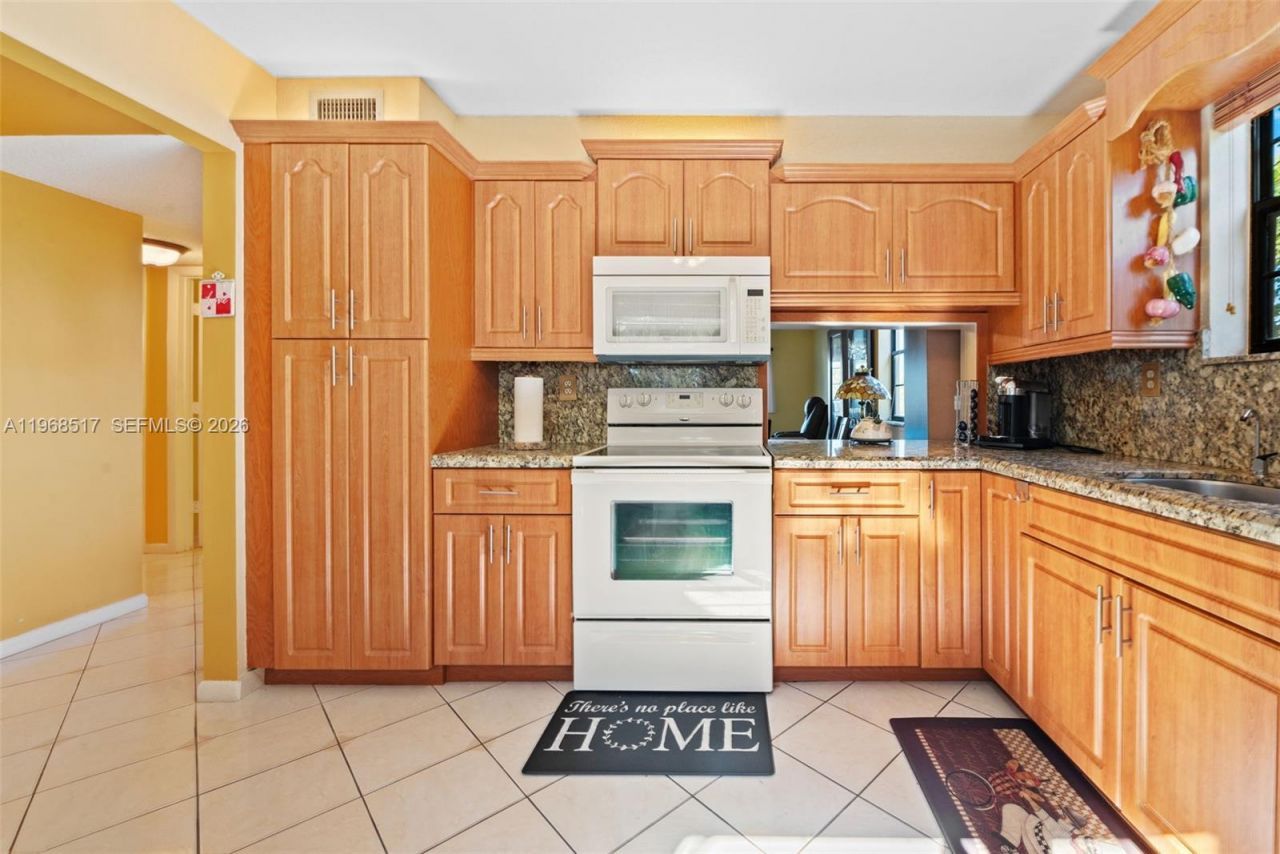 4950 E Sabal Palm Blvd , Unit 310, Tamarac, FL 33319 Photo