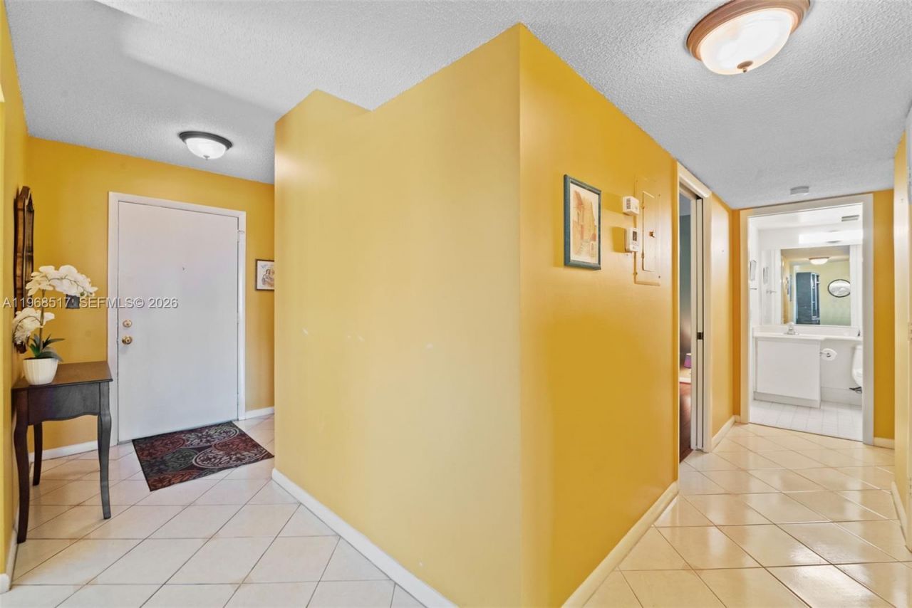 4950 E Sabal Palm Blvd , Unit 310, Tamarac, FL 33319 Photo