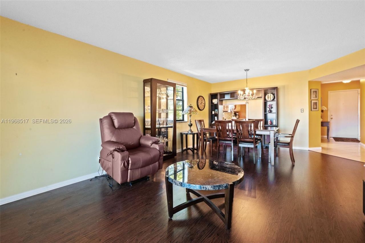 4950 E Sabal Palm Blvd , Unit 310, Tamarac, FL 33319 Photo