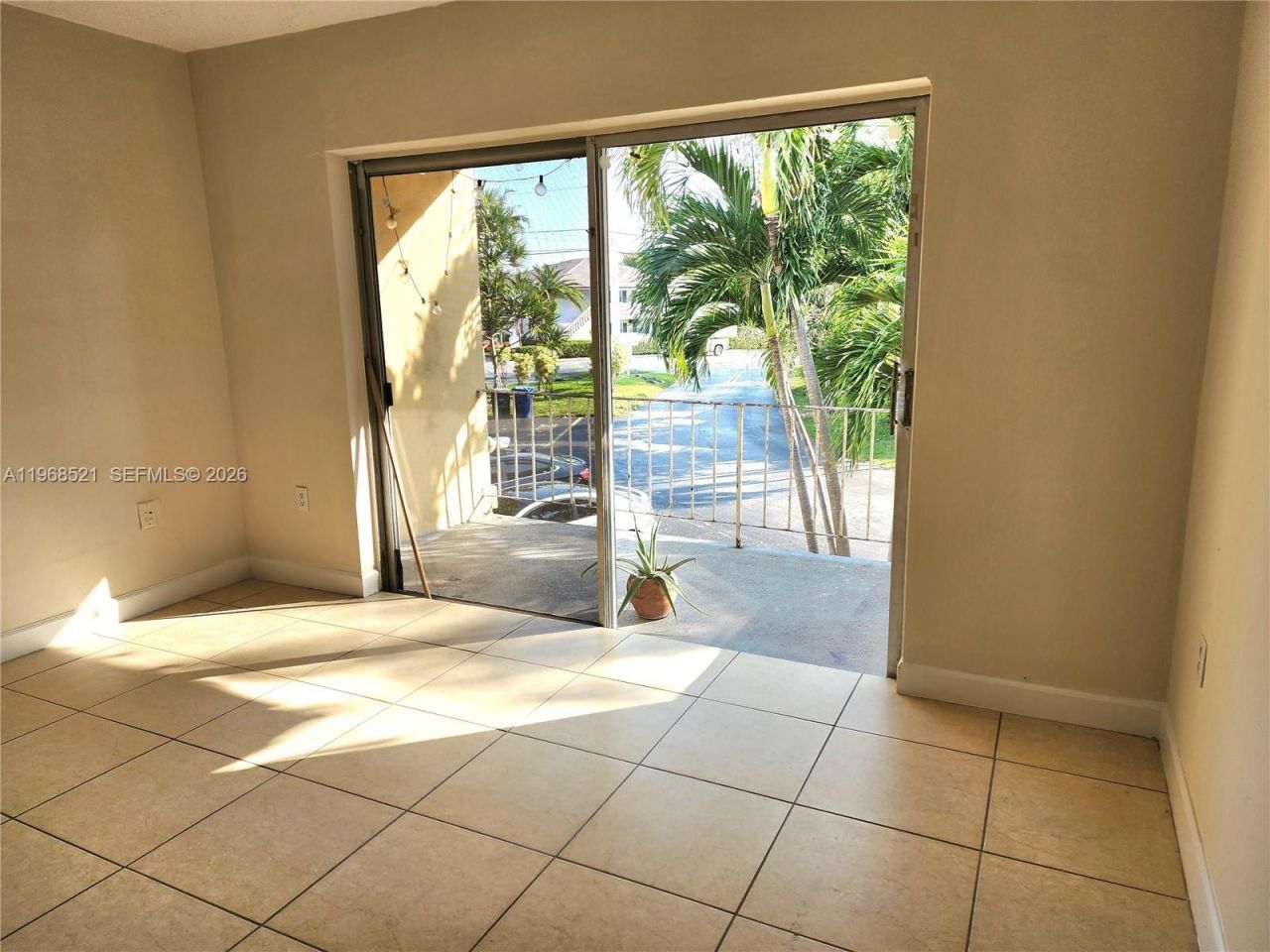 7368 SW 82nd St, Unit E216, Miami, FL 33143 Photo