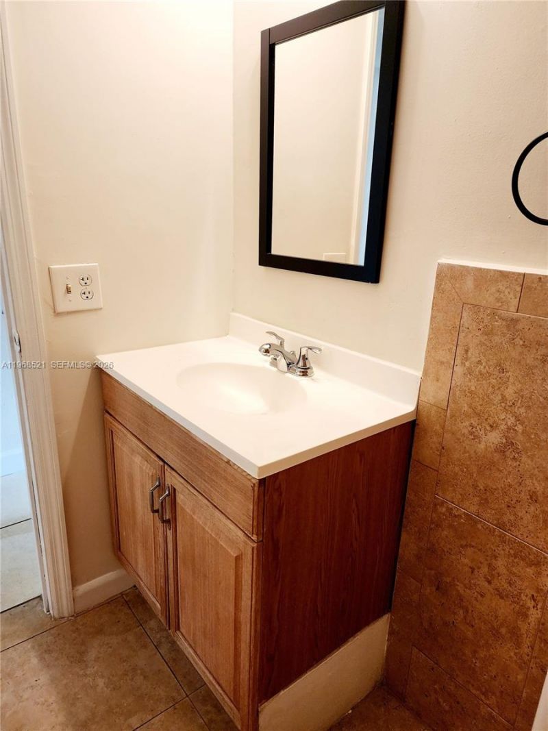 7368 SW 82nd St, Unit E216, Miami, FL 33143 Photo