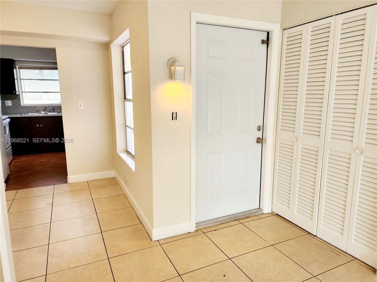 7368 SW 82nd St, Unit E216, Miami, FL 33143 Photo