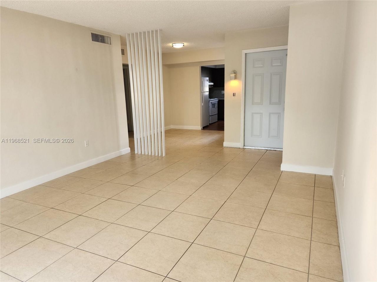 7368 SW 82nd St, Unit E216, Miami, FL 33143 Photo