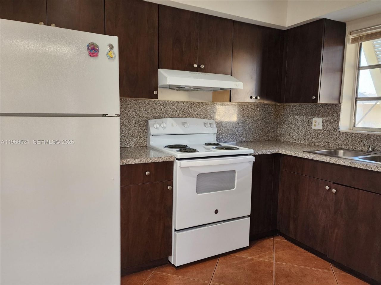 7368 SW 82nd St, Unit E216, Miami, FL 33143 Photo
