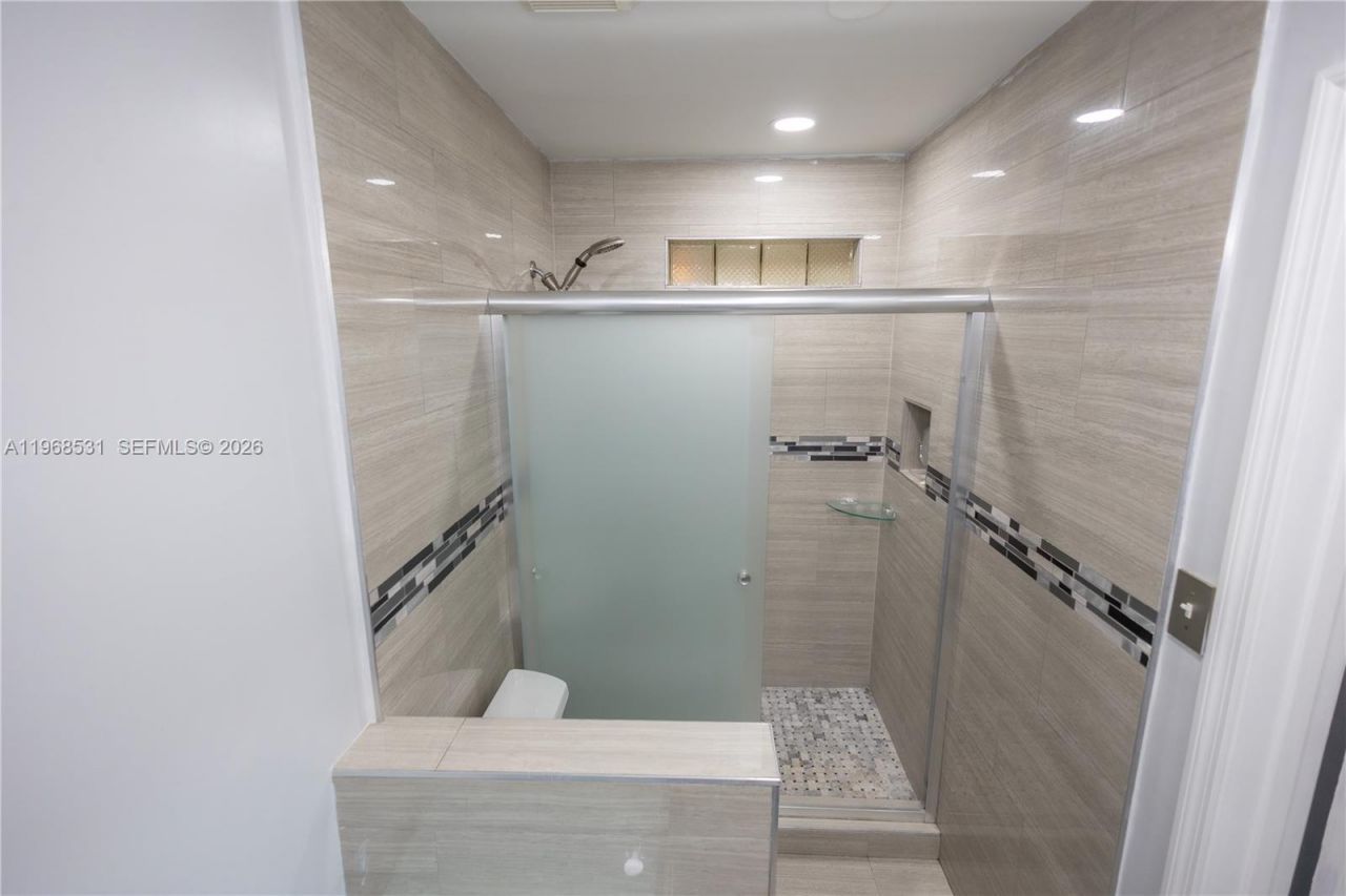 16831 SW 139th Pl, Miami, FL 33177 Photo