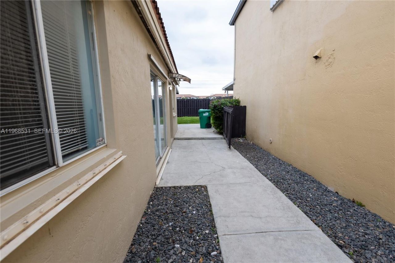 16831 SW 139th Pl, Miami, FL 33177 Photo