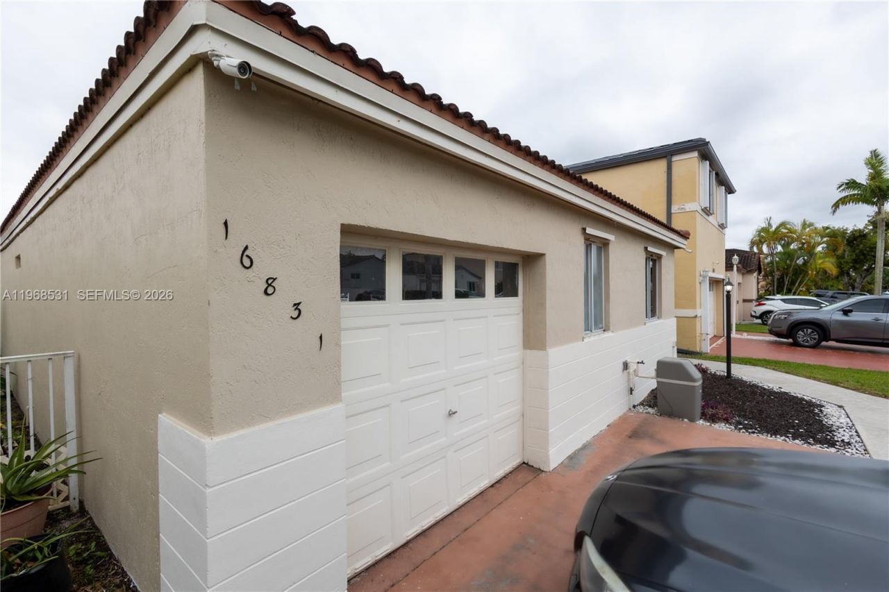 16831 SW 139th Pl, Miami, FL 33177 Photo