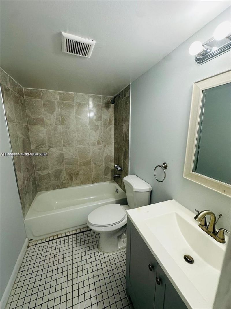 5 NE 16th Ct , Fort Lauderdale, FL 33305 Photo