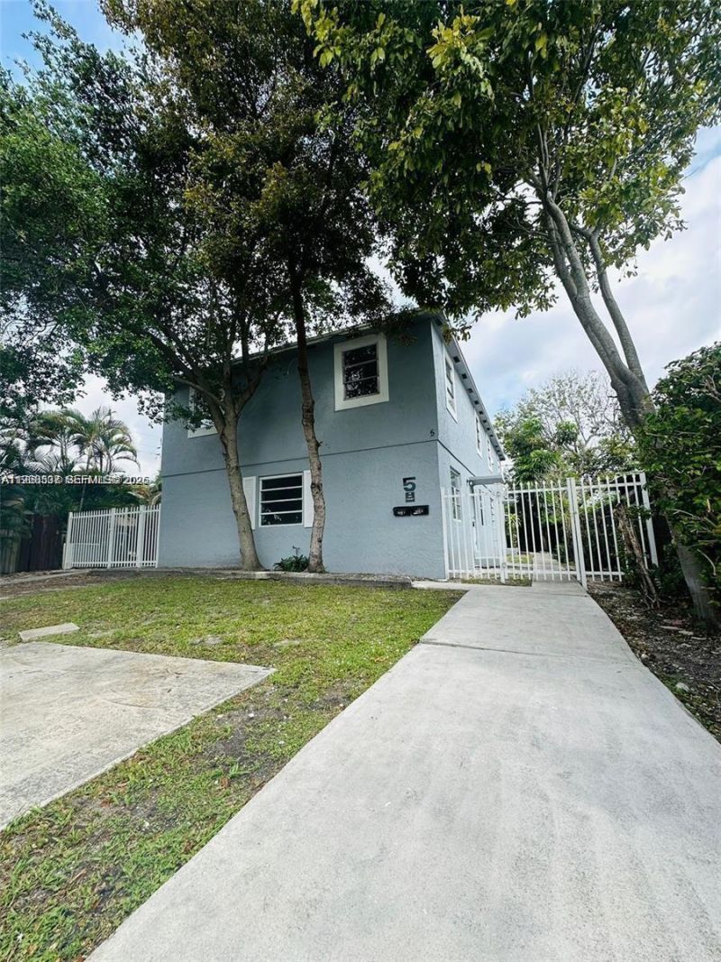 5 NE 16th Ct , Fort Lauderdale, FL 33305 Photo
