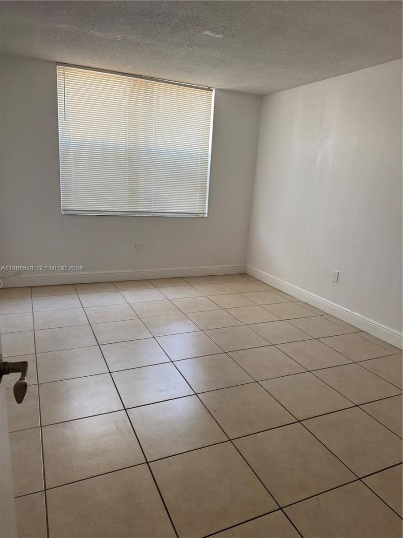 1800 Sans Souci Blvd , Unit 112, North Miami, FL 33181 Photo