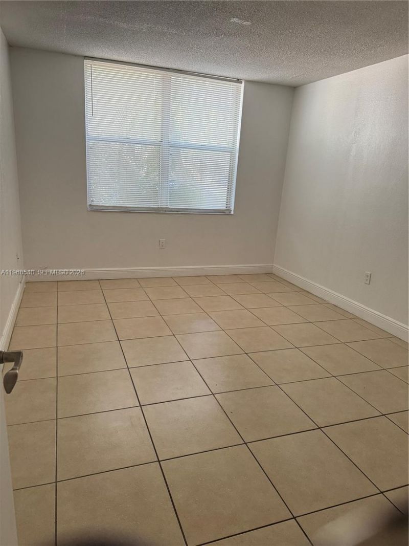 1800 Sans Souci Blvd , Unit 112, North Miami, FL 33181 Photo