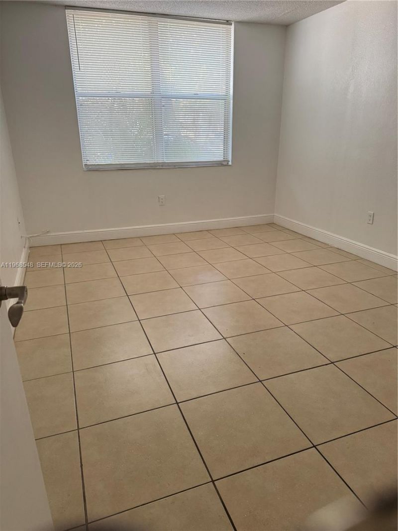 1800 Sans Souci Blvd , Unit 112, North Miami, FL 33181 Photo