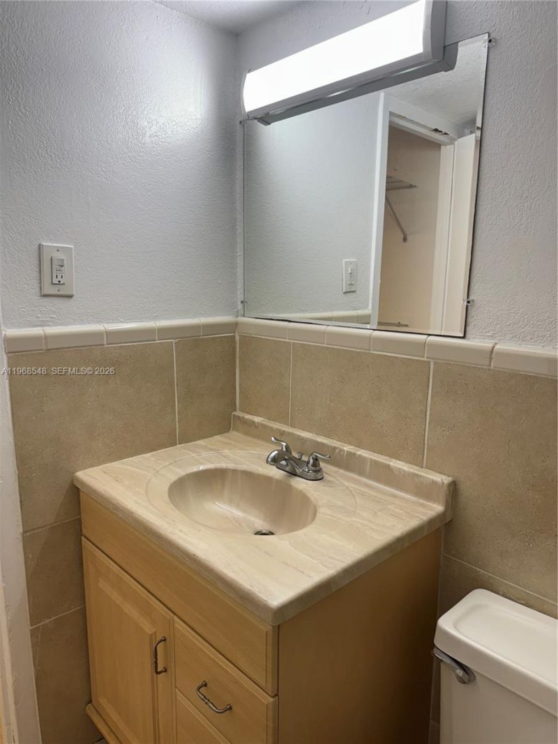 1800 Sans Souci Blvd , Unit 112, North Miami, FL 33181 Photo