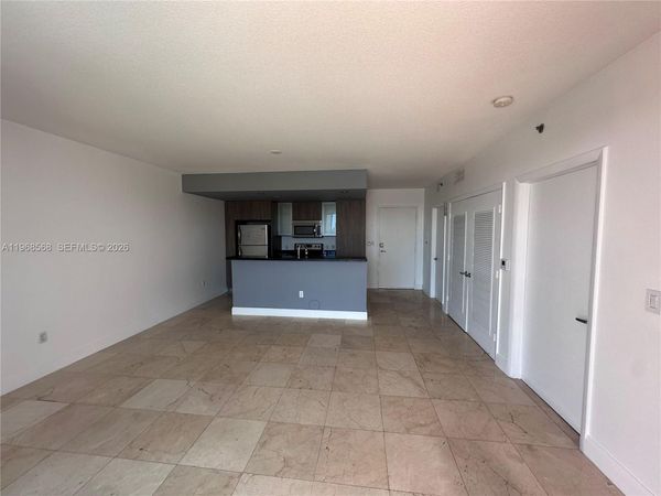 1401 SW 22nd St, Unit 903, Miami, FL 33145