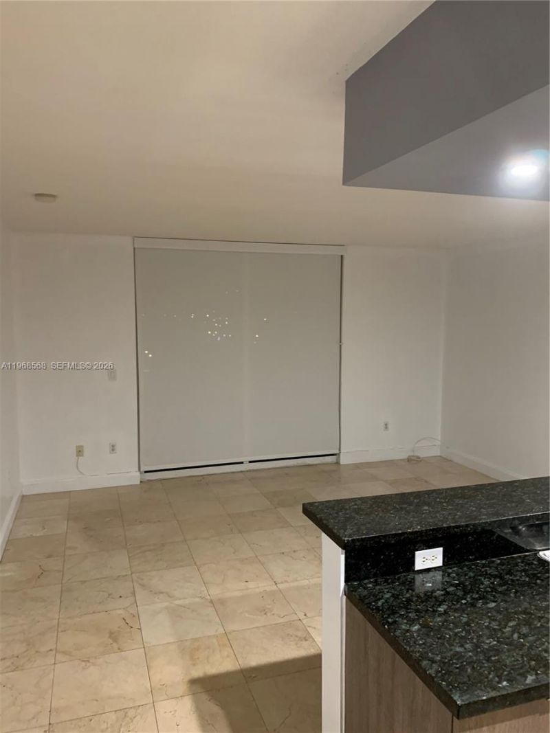 1401 SW 22nd St , Unit 903, Miami, FL 33145 Photo