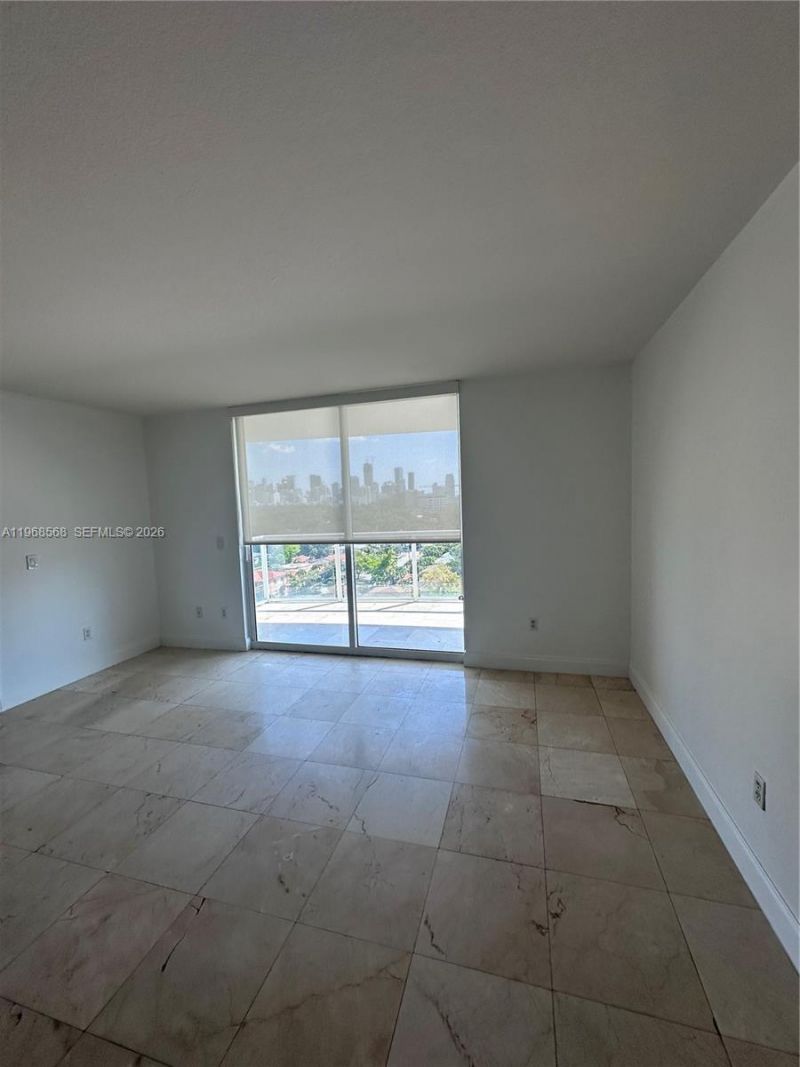 1401 SW 22nd St, Unit 903, Miami, FL 33145 Photo