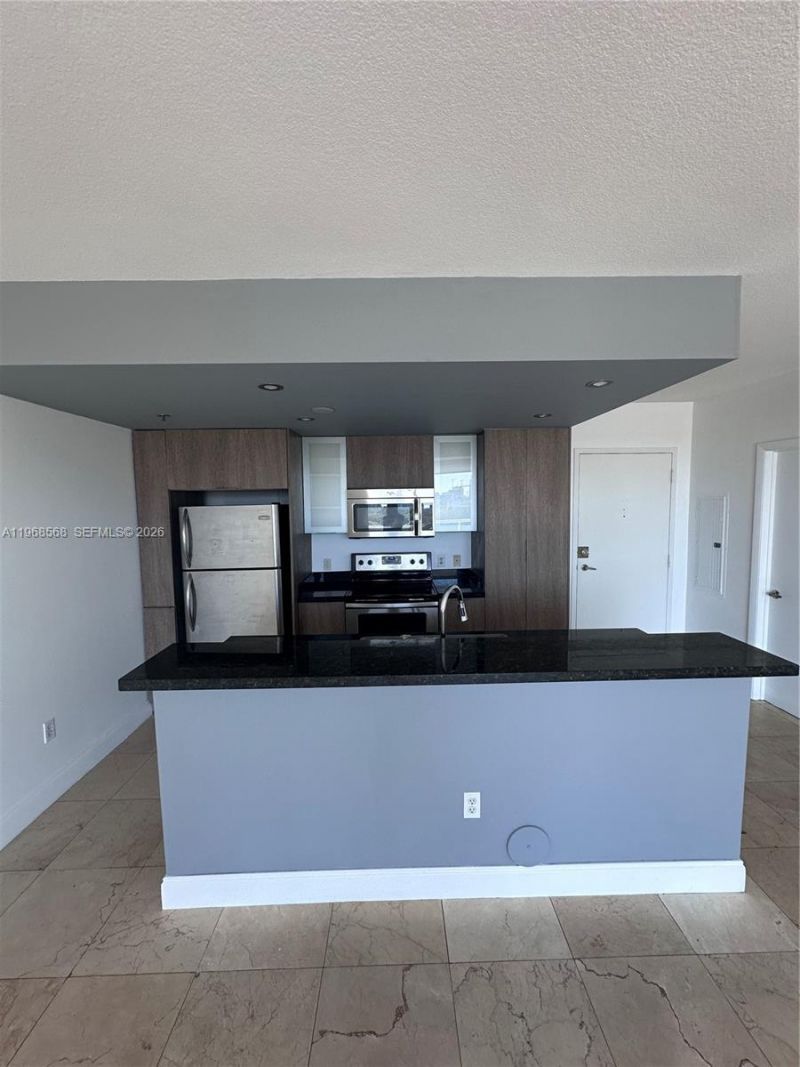 1401 SW 22nd St, Unit 903, Miami, FL 33145 Photo