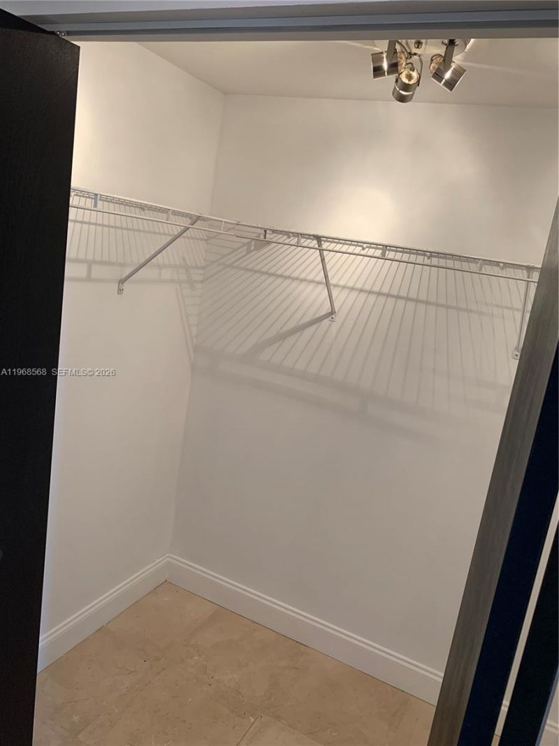 1401 SW 22nd St , Unit 903, Miami, FL 33145 Photo