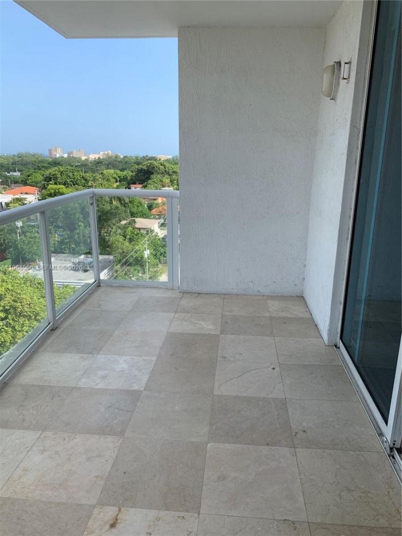 1401 SW 22nd St , Unit 903, Miami, FL 33145 Photo