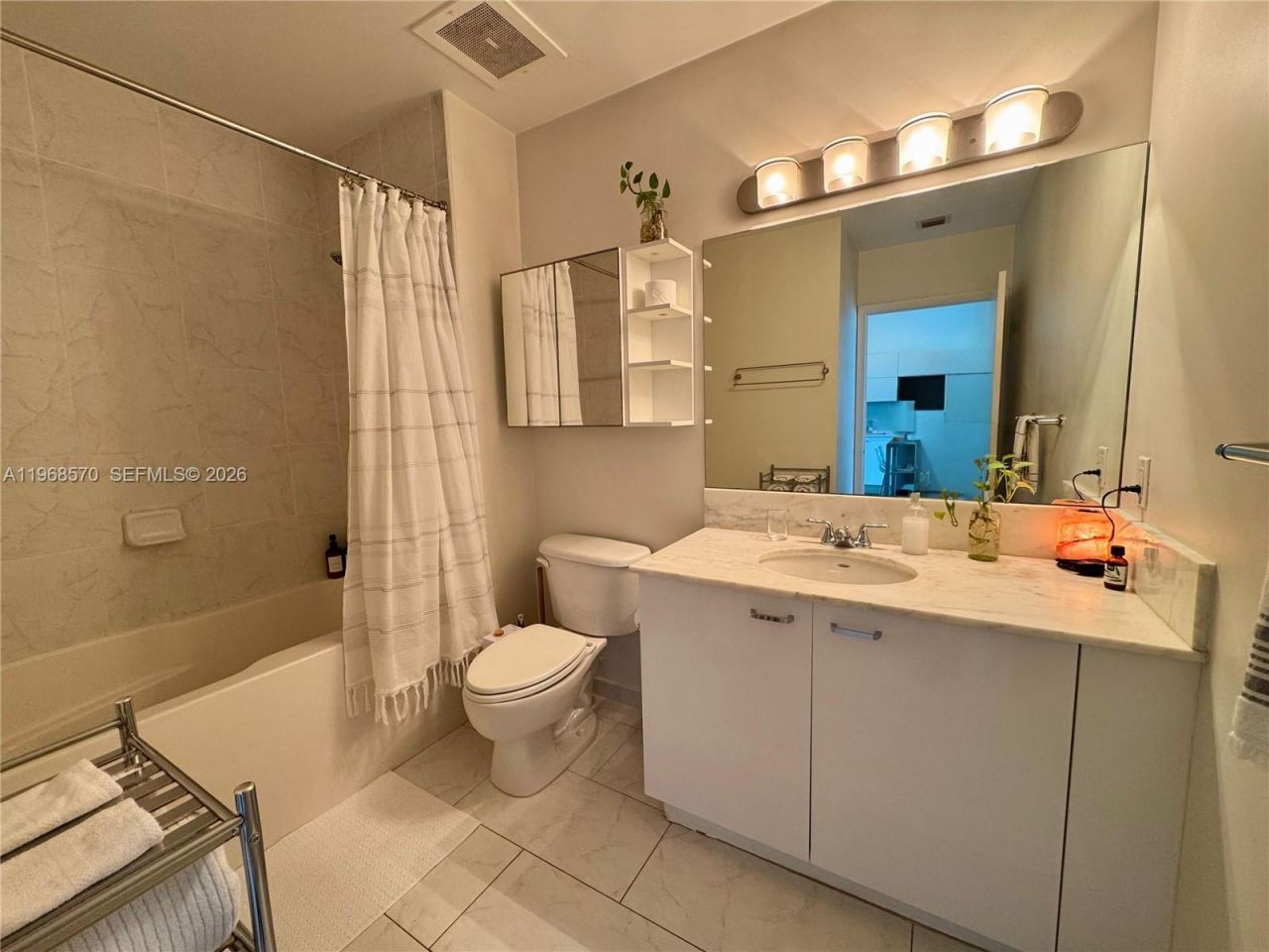 133 NE 2nd Ave , Unit 1507, Miami, FL 33132 Photo