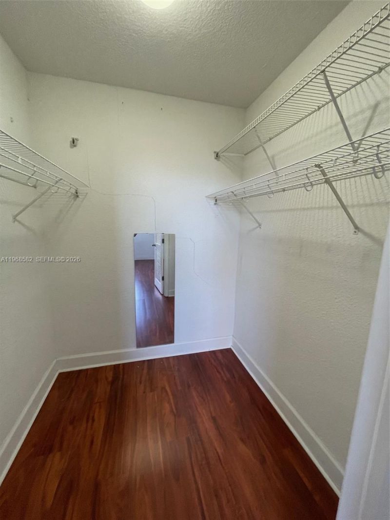 401 69 St, Unit 411, Miami Beach, FL 33141 Photo