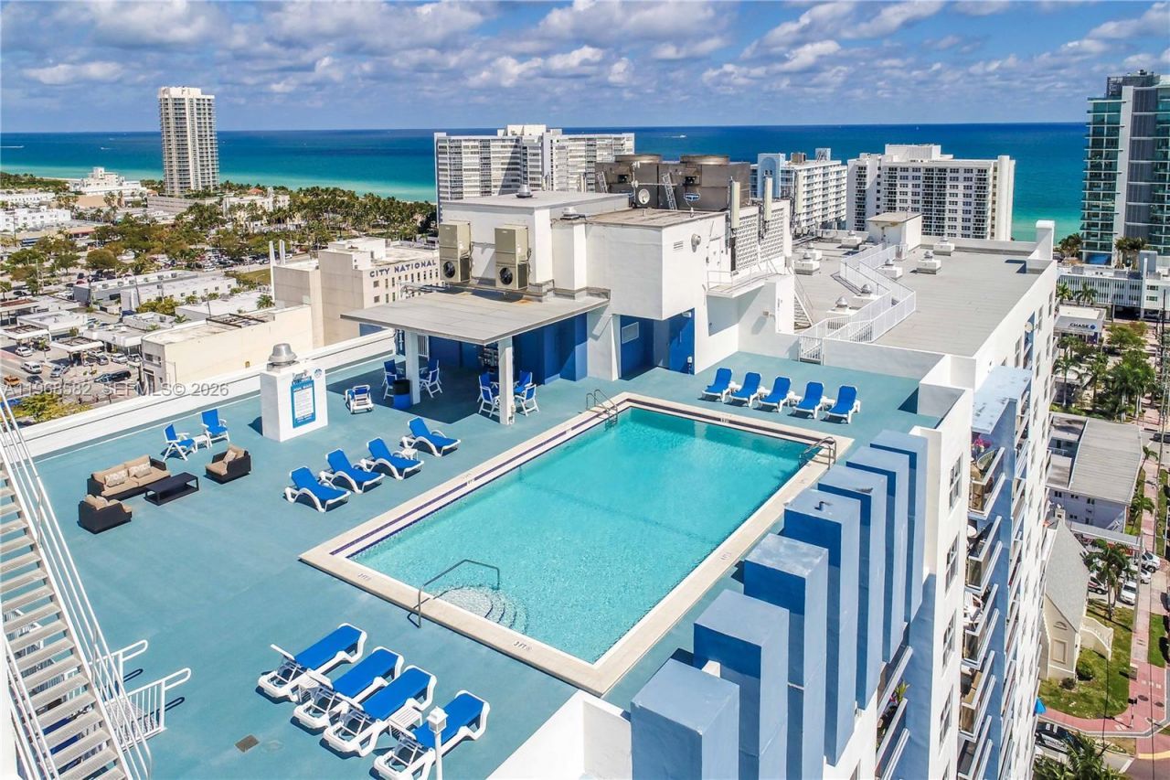 401 69 St, Unit 411, Miami Beach, FL 33141 Photo
