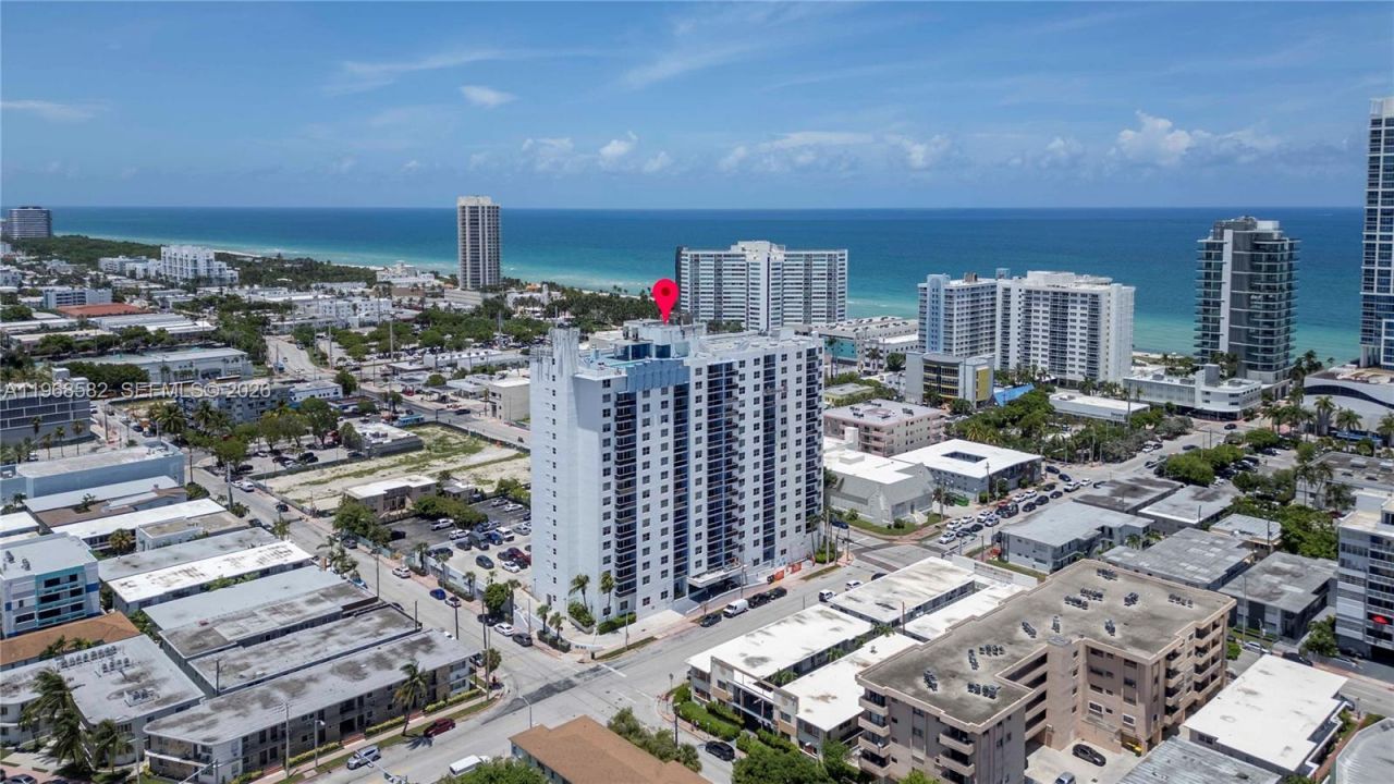 401 69 St, Unit 411, Miami Beach, FL 33141 Photo