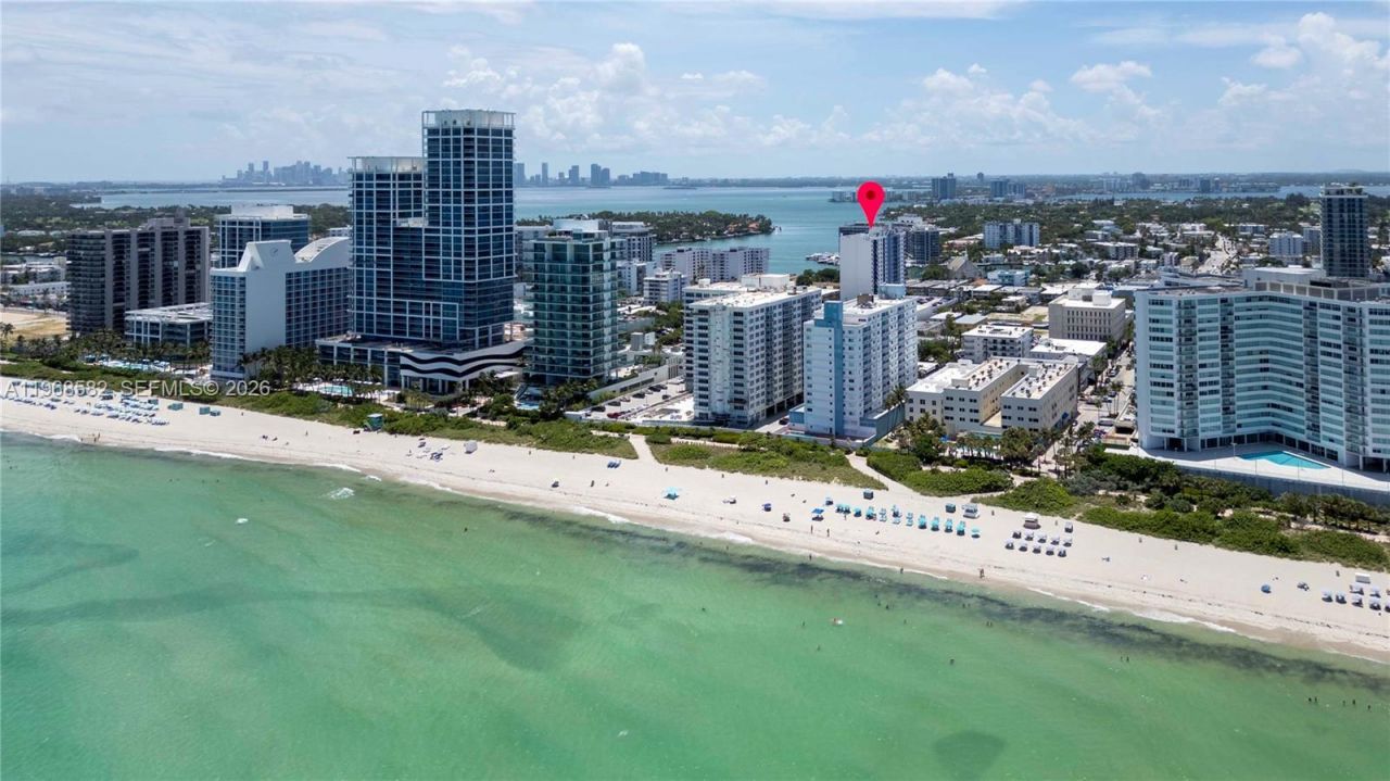 401 69 St, Unit 411, Miami Beach, FL 33141 Photo